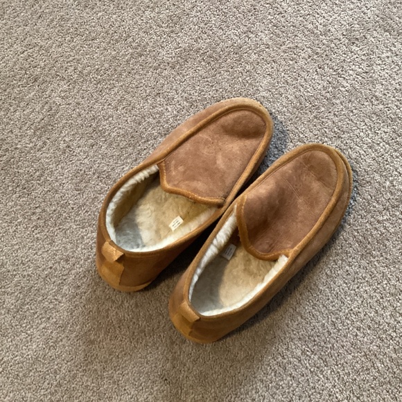 L.L. Bean slippers - Picture 1 of 6